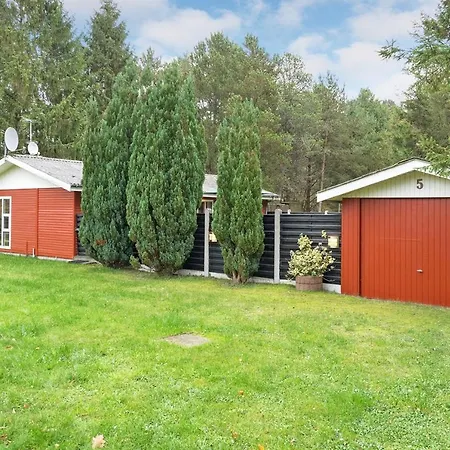 Two-bedroom Holiday In